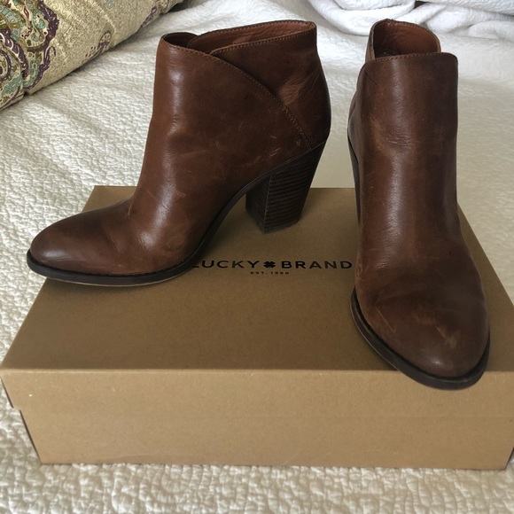 valentino sandals garavani